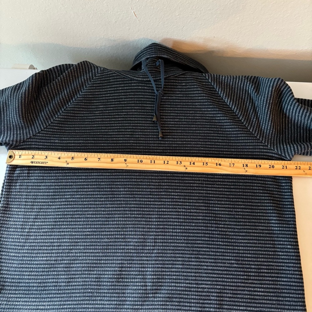 J Jill striped top size Medium Petite - Picture 5 of 6
